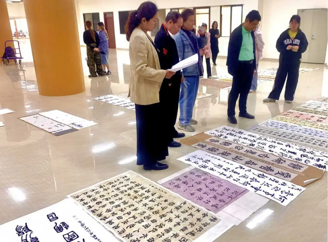 D:\我的文档\Desktop\翰墨迎新春,书香润校园 首届校园书法大赛暨书法教学作品展获奖、入选名单公-2025年12月7日\2.png