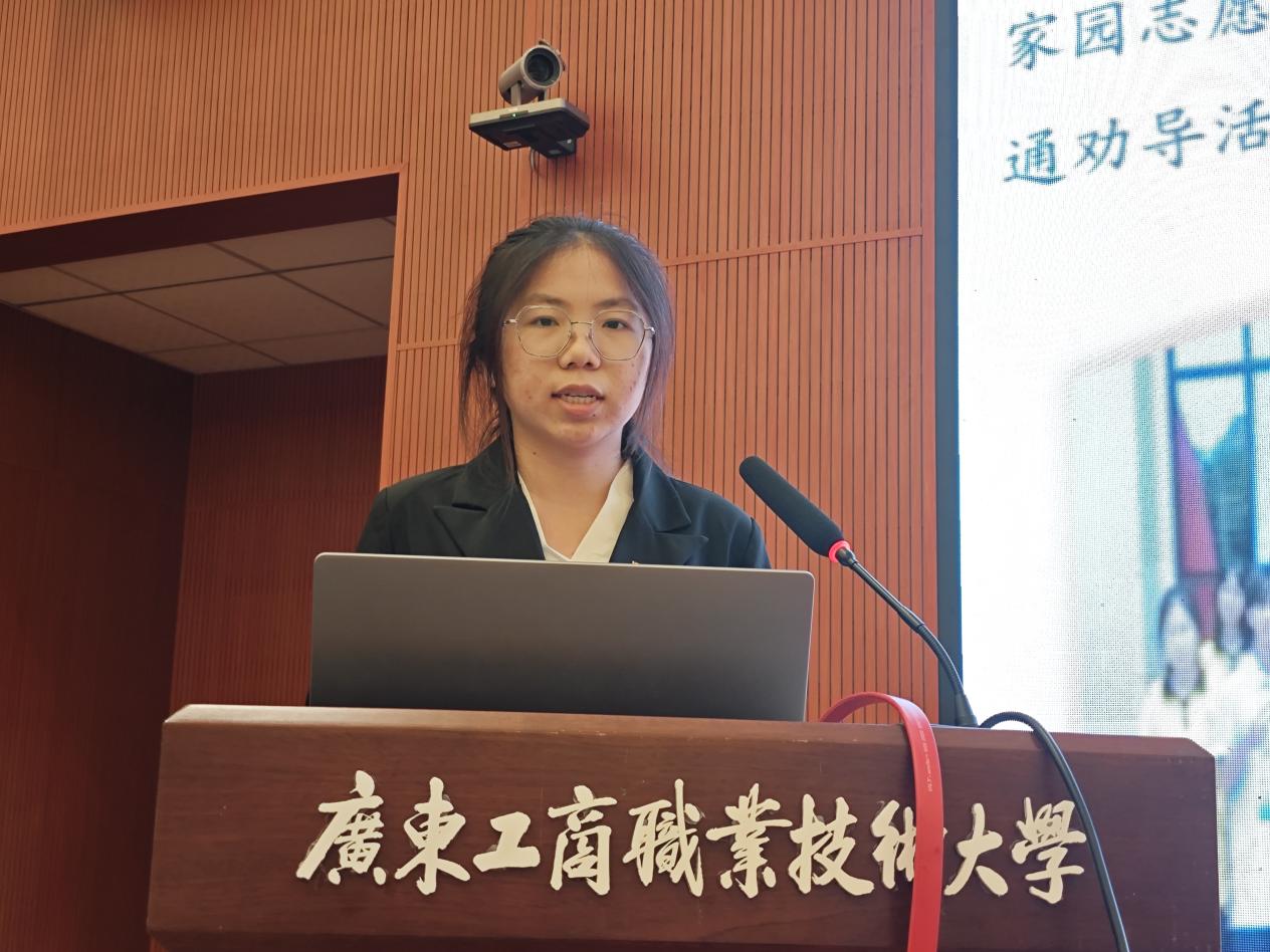 图为主席团候选人竞选演讲6