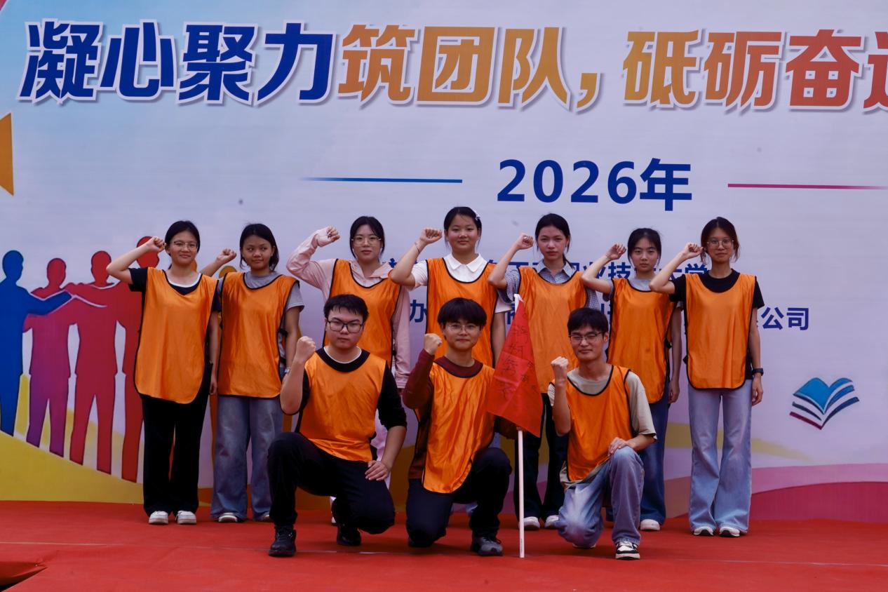 各小组照片7