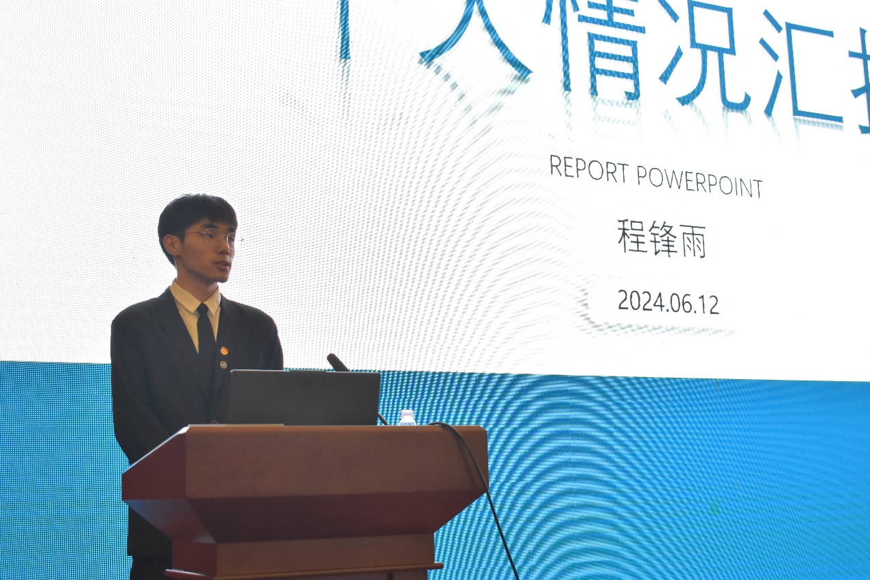 C:\Users\fanyeon\Desktop\新建文件夹\图为第五届学生会主席团成员候选人进行竞选演讲5.jpg